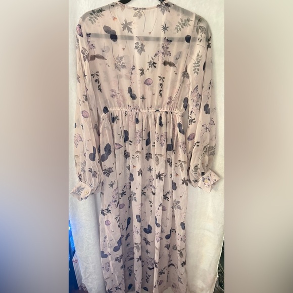 POL Floral Long Sleeve Chiffon Dress in Pink/Purple - Picture 6 of 12